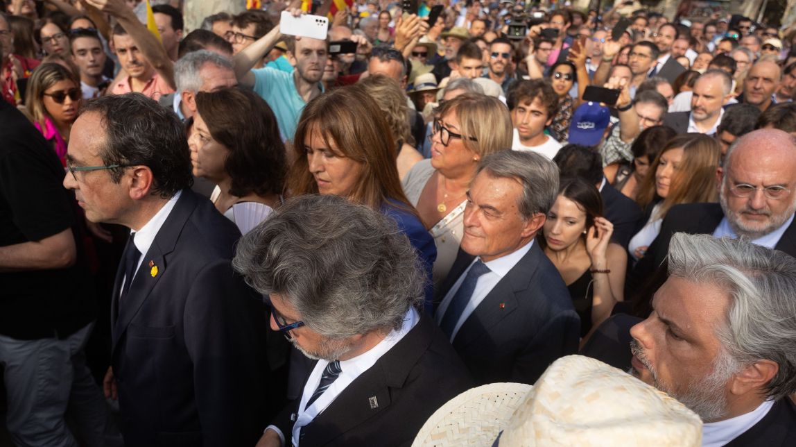 Deputados e senadores junts se incriminam perante o Supremo Tribunal Federal e o TSJC por terem acompanhado Puigdemont