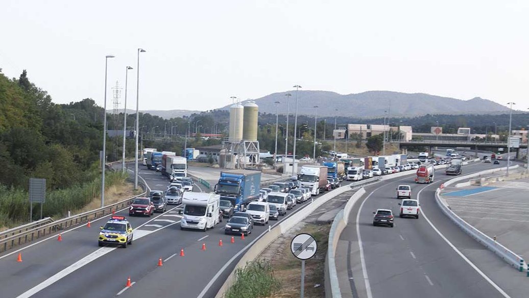 Esta tarde os Mossos continuaram com a operação ‘gaiola’ em La Jonquera